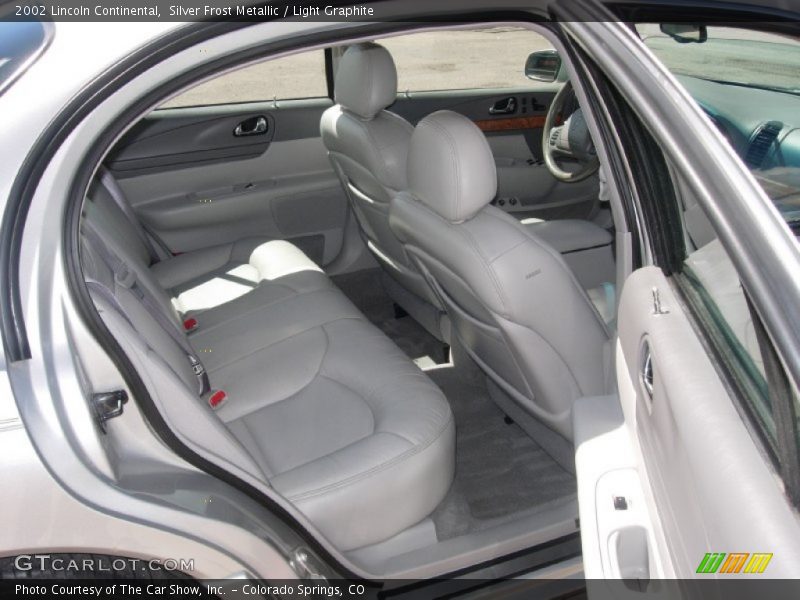 Silver Frost Metallic / Light Graphite 2002 Lincoln Continental