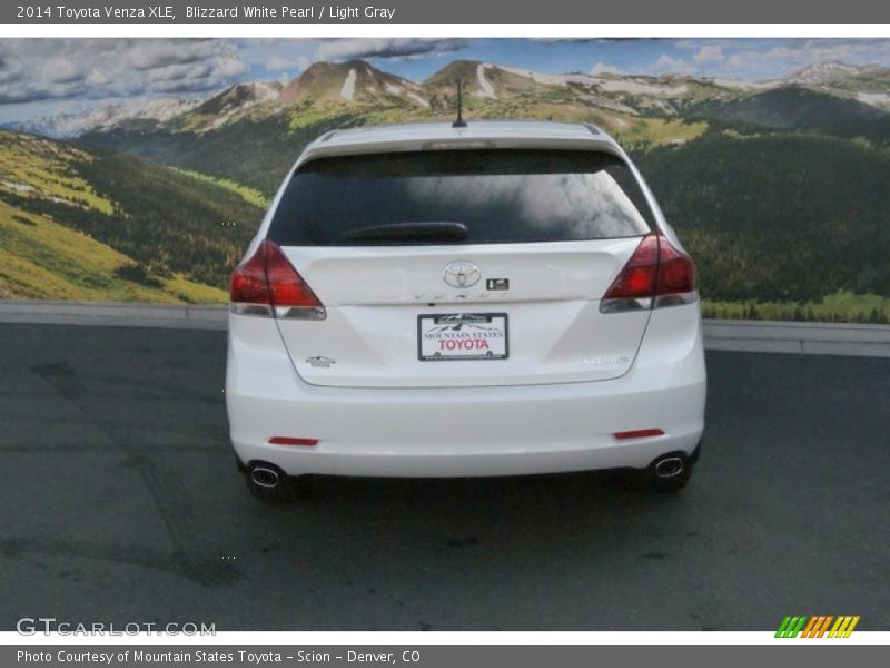Blizzard White Pearl / Light Gray 2014 Toyota Venza XLE