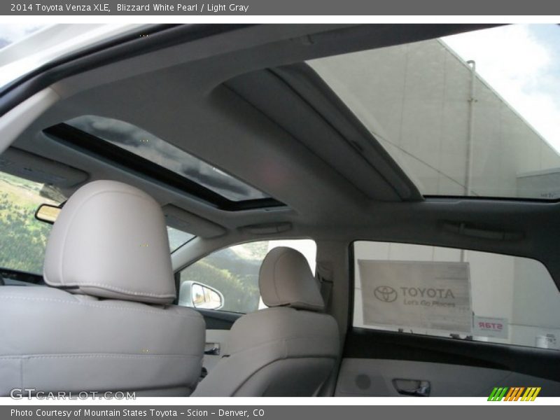 Blizzard White Pearl / Light Gray 2014 Toyota Venza XLE