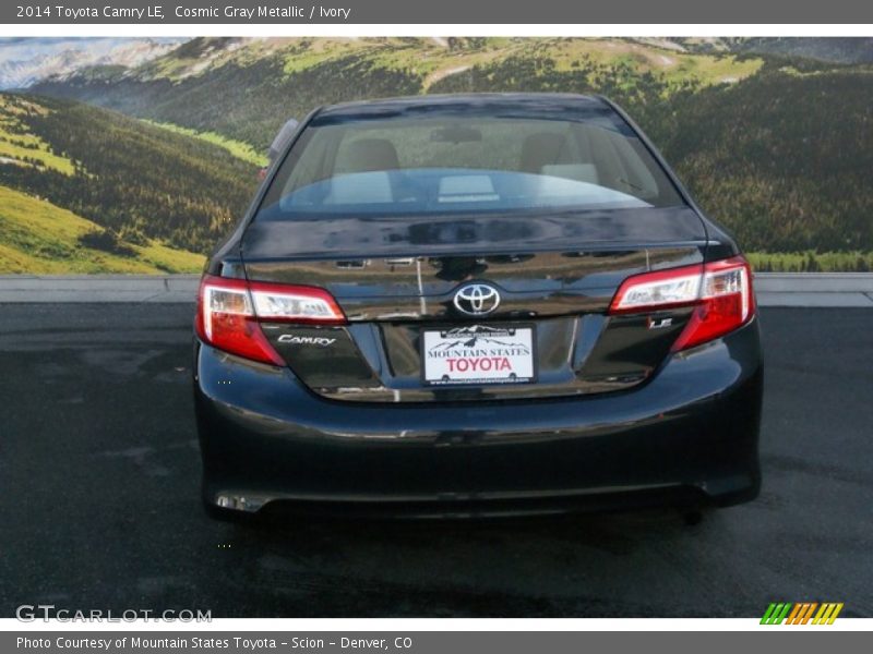 Cosmic Gray Metallic / Ivory 2014 Toyota Camry LE