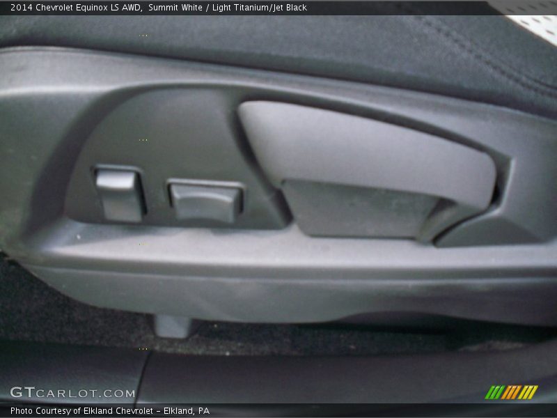 Summit White / Light Titanium/Jet Black 2014 Chevrolet Equinox LS AWD