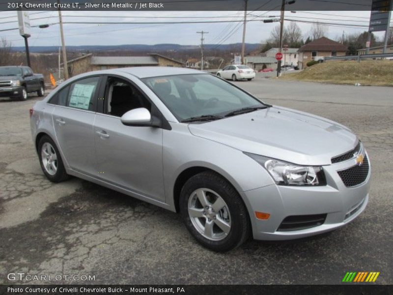 Silver Ice Metallic / Jet Black 2014 Chevrolet Cruze LT
