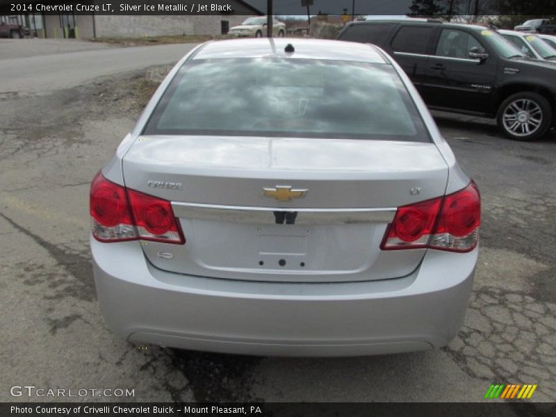 Silver Ice Metallic / Jet Black 2014 Chevrolet Cruze LT