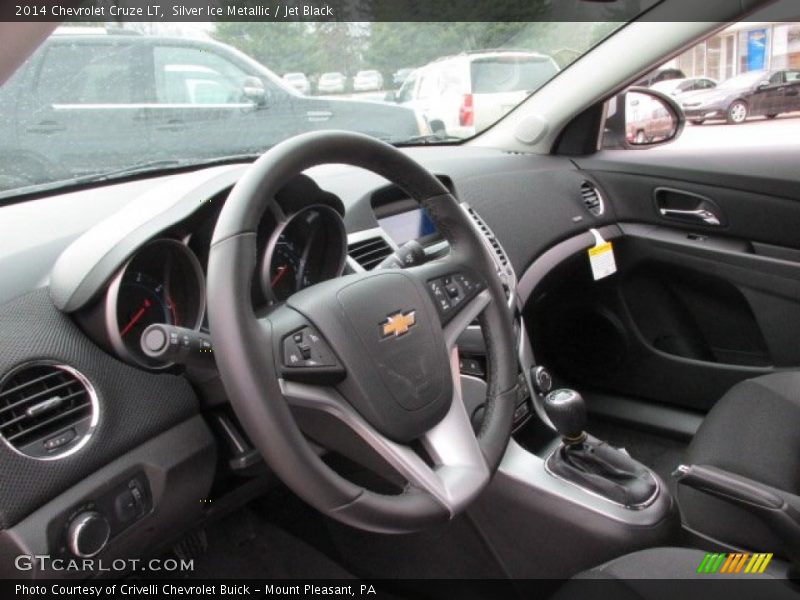 Silver Ice Metallic / Jet Black 2014 Chevrolet Cruze LT