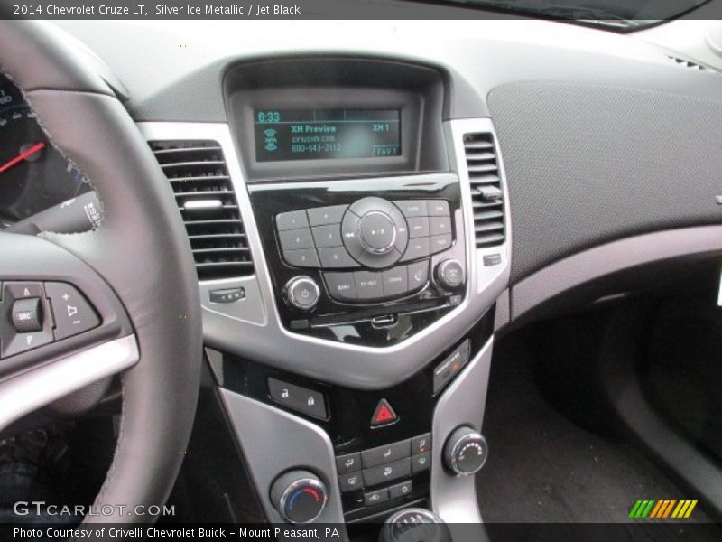 Silver Ice Metallic / Jet Black 2014 Chevrolet Cruze LT
