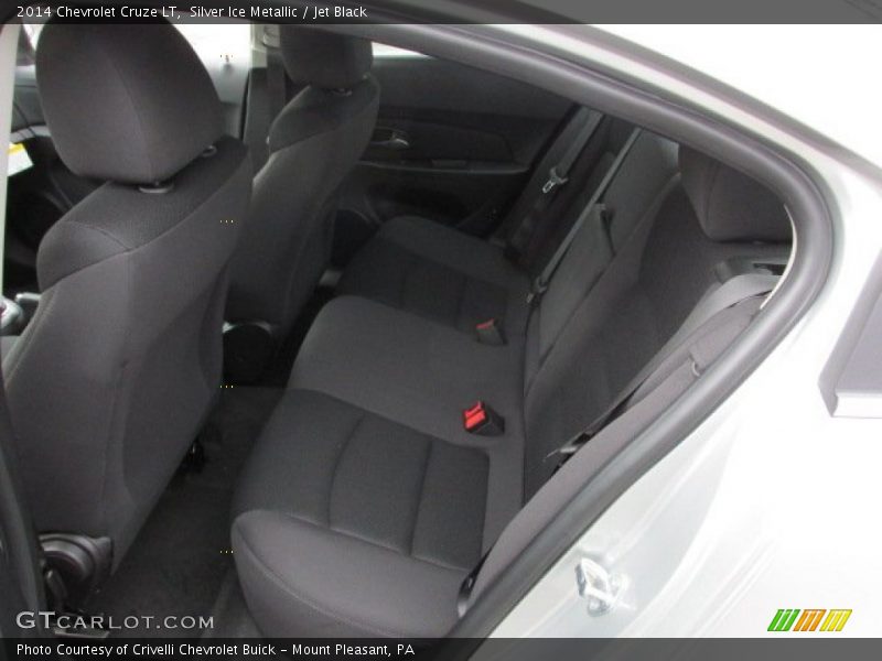 Silver Ice Metallic / Jet Black 2014 Chevrolet Cruze LT