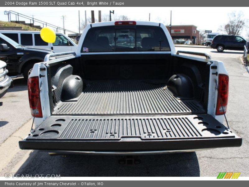 Bright White / Taupe 2004 Dodge Ram 1500 SLT Quad Cab 4x4