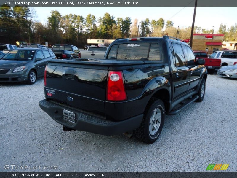 Black Clearcoat / Medium Dark Flint 2005 Ford Explorer Sport Trac XLT 4x4