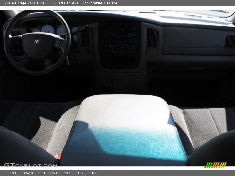 Bright White / Taupe 2004 Dodge Ram 1500 SLT Quad Cab 4x4