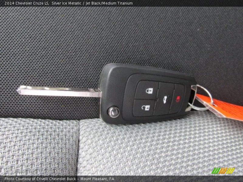 Silver Ice Metallic / Jet Black/Medium Titanium 2014 Chevrolet Cruze LS