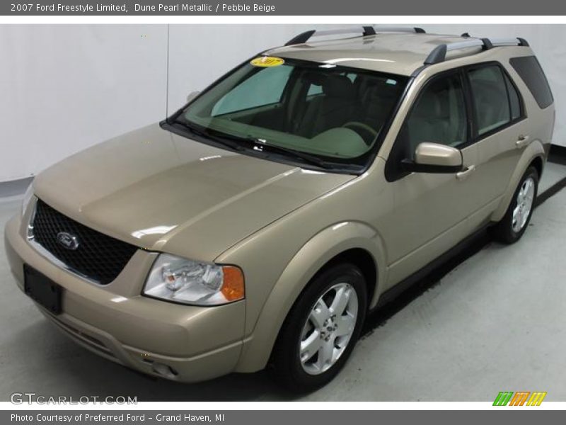 Dune Pearl Metallic / Pebble Beige 2007 Ford Freestyle Limited