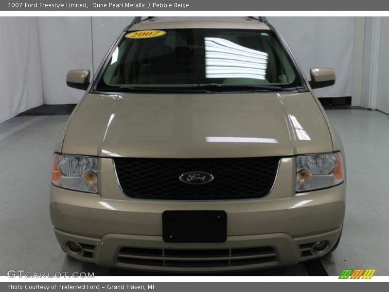 Dune Pearl Metallic / Pebble Beige 2007 Ford Freestyle Limited