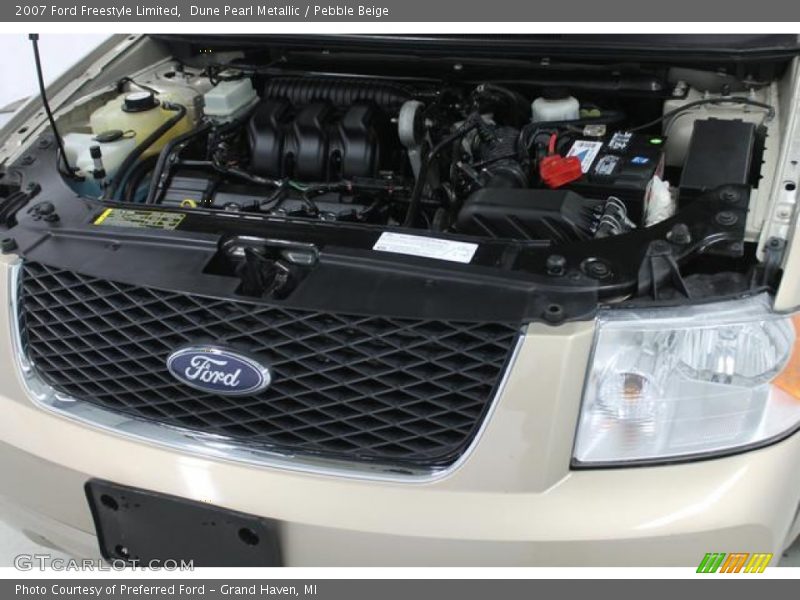 Dune Pearl Metallic / Pebble Beige 2007 Ford Freestyle Limited