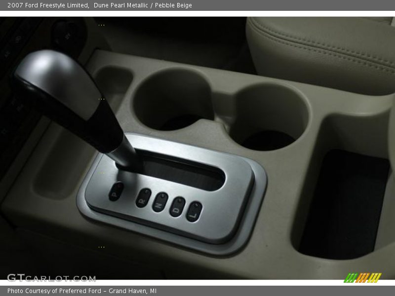 Dune Pearl Metallic / Pebble Beige 2007 Ford Freestyle Limited