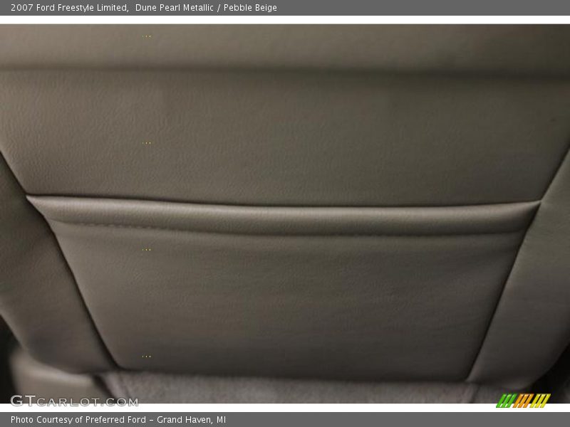Dune Pearl Metallic / Pebble Beige 2007 Ford Freestyle Limited