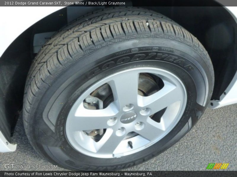 Stone White / Black/Light Graystone 2012 Dodge Grand Caravan SXT