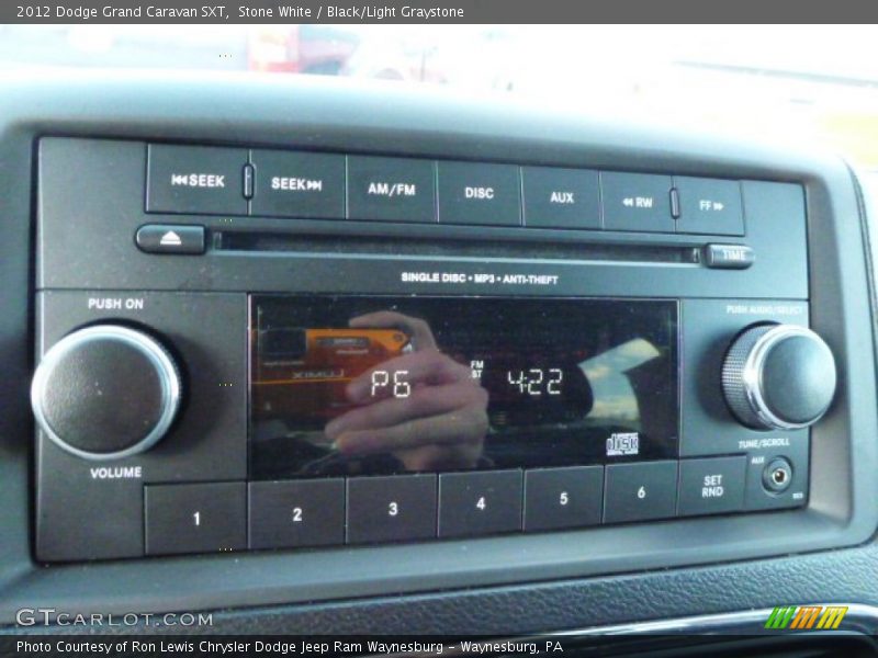 Stone White / Black/Light Graystone 2012 Dodge Grand Caravan SXT