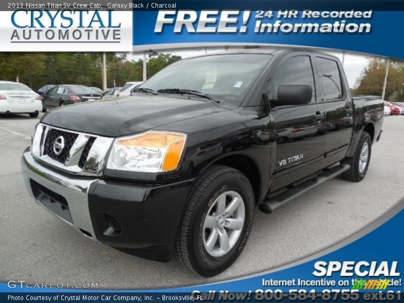 Galaxy Black / Charcoal 2013 Nissan Titan SV Crew Cab