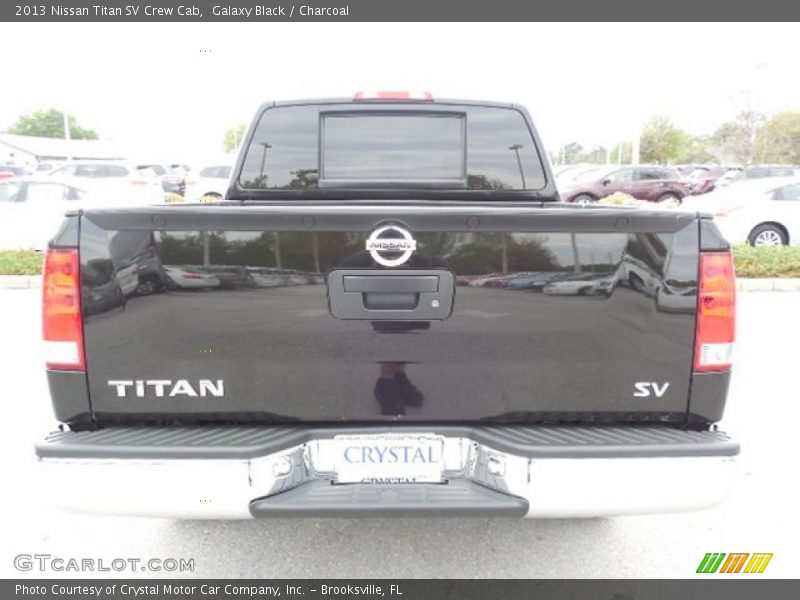 Galaxy Black / Charcoal 2013 Nissan Titan SV Crew Cab