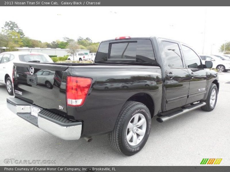 Galaxy Black / Charcoal 2013 Nissan Titan SV Crew Cab