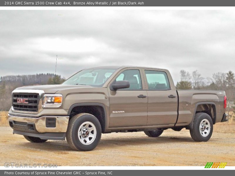 Front 3/4 View of 2014 Sierra 1500 Crew Cab 4x4
