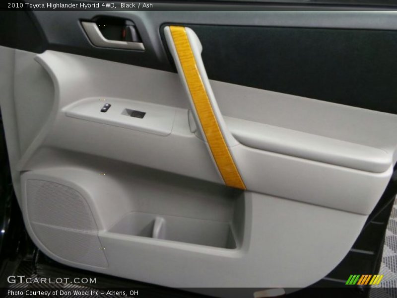 Black / Ash 2010 Toyota Highlander Hybrid 4WD