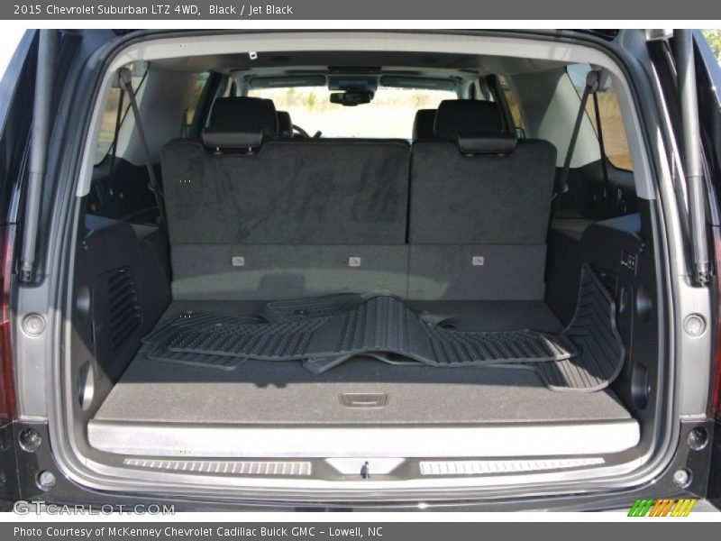  2015 Suburban LTZ 4WD Trunk