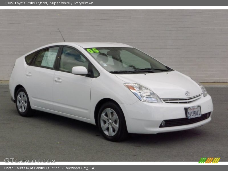 Super White / Ivory/Brown 2005 Toyota Prius Hybrid