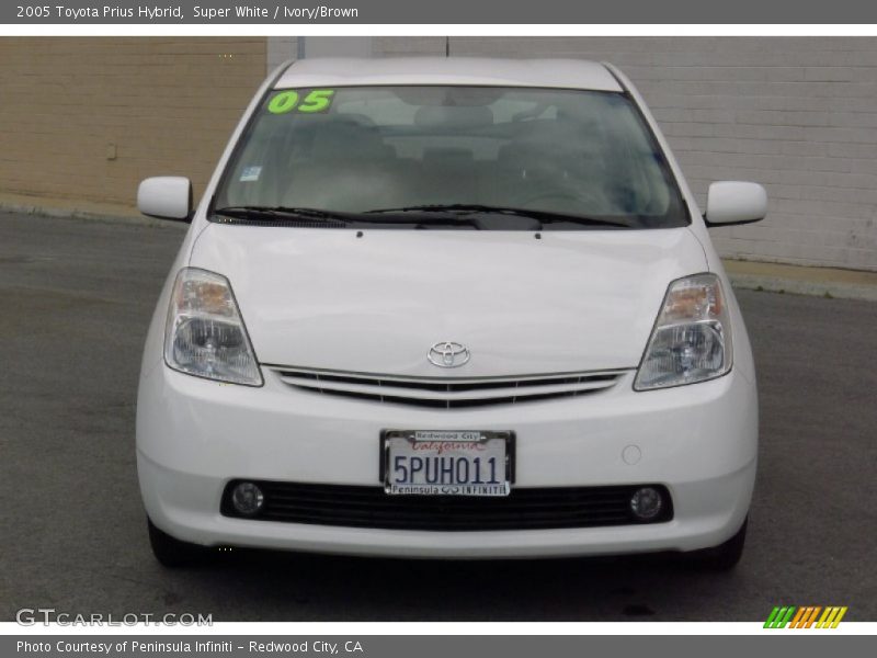 Super White / Ivory/Brown 2005 Toyota Prius Hybrid