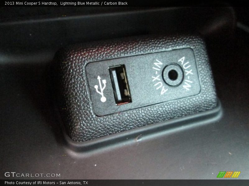 Lightning Blue Metallic / Carbon Black 2013 Mini Cooper S Hardtop