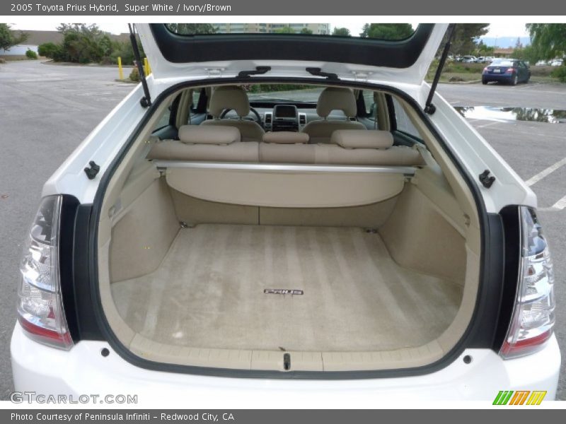 Super White / Ivory/Brown 2005 Toyota Prius Hybrid