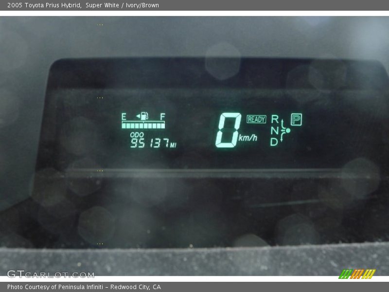Super White / Ivory/Brown 2005 Toyota Prius Hybrid