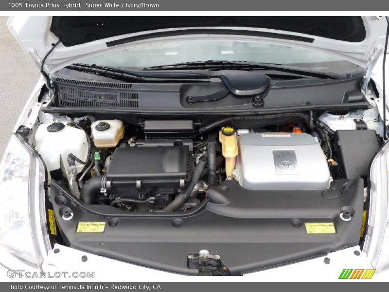 Super White / Ivory/Brown 2005 Toyota Prius Hybrid