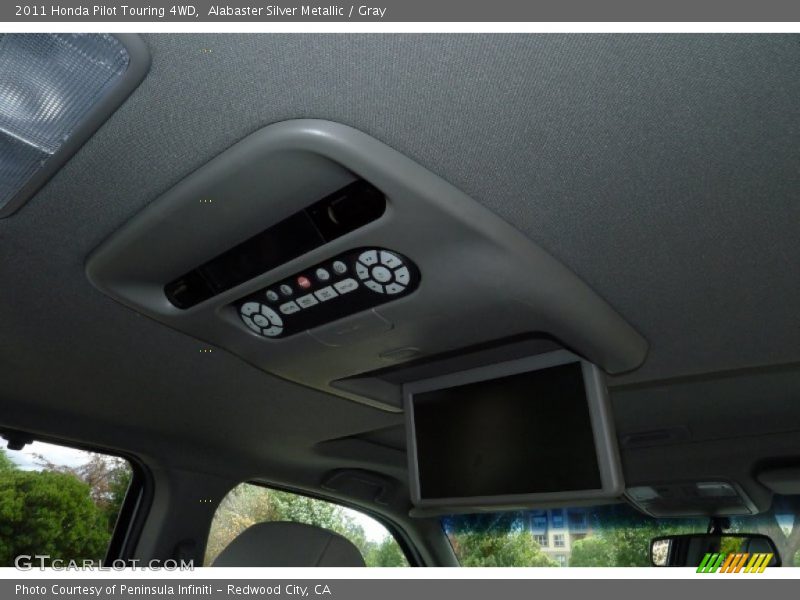 Alabaster Silver Metallic / Gray 2011 Honda Pilot Touring 4WD