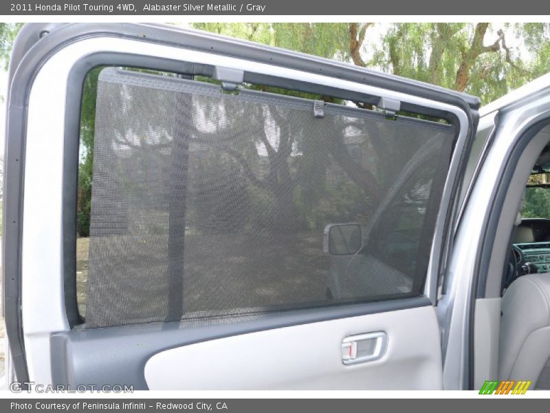 Alabaster Silver Metallic / Gray 2011 Honda Pilot Touring 4WD