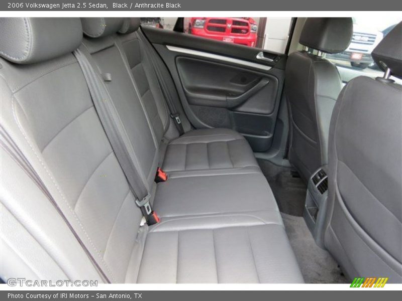Black / Anthracite Black 2006 Volkswagen Jetta 2.5 Sedan