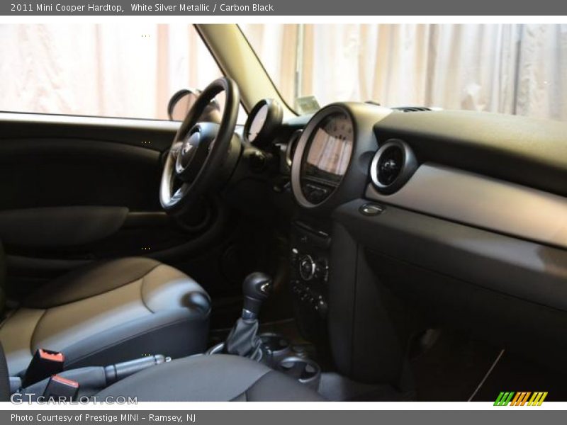 White Silver Metallic / Carbon Black 2011 Mini Cooper Hardtop