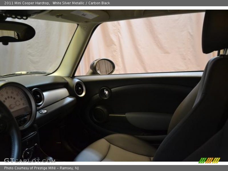 White Silver Metallic / Carbon Black 2011 Mini Cooper Hardtop