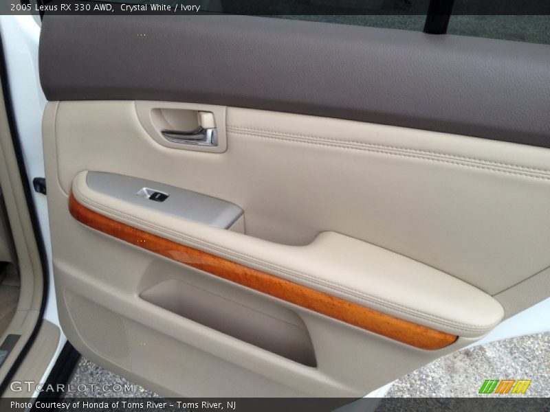 Crystal White / Ivory 2005 Lexus RX 330 AWD
