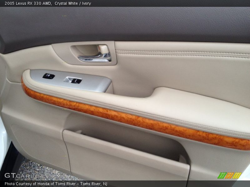 Crystal White / Ivory 2005 Lexus RX 330 AWD