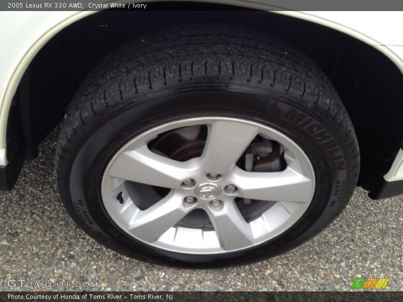 Crystal White / Ivory 2005 Lexus RX 330 AWD
