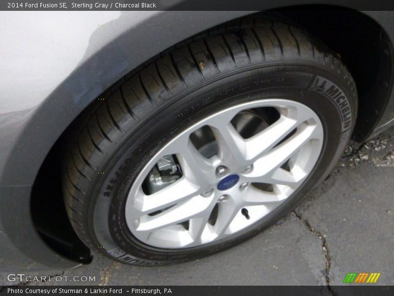 Sterling Gray / Charcoal Black 2014 Ford Fusion SE