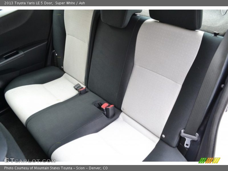 Super White / Ash 2013 Toyota Yaris LE 5 Door