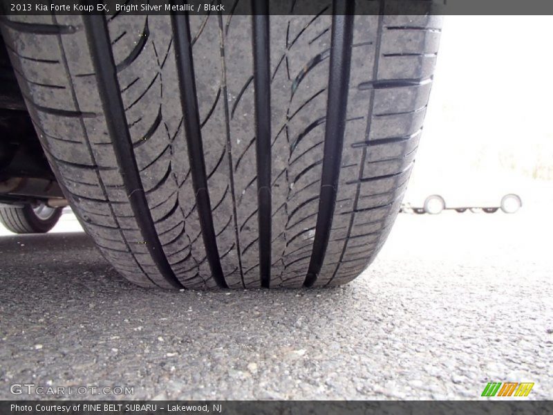 Bright Silver Metallic / Black 2013 Kia Forte Koup EX