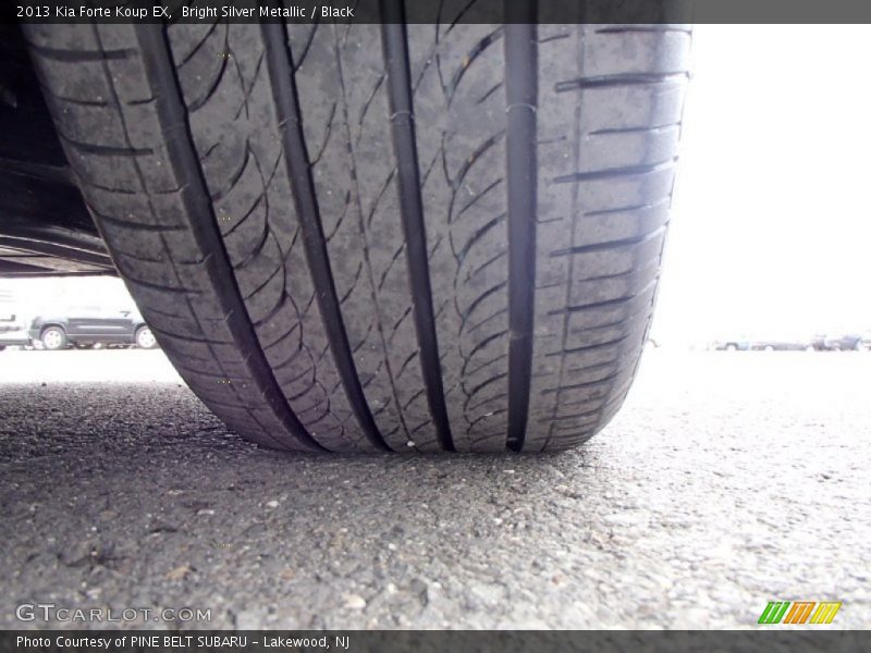 Bright Silver Metallic / Black 2013 Kia Forte Koup EX