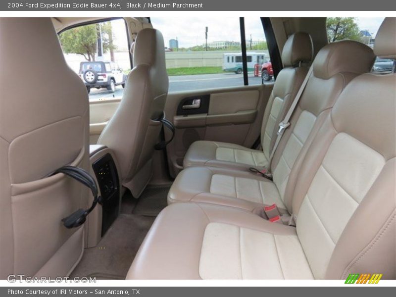 Black / Medium Parchment 2004 Ford Expedition Eddie Bauer 4x4