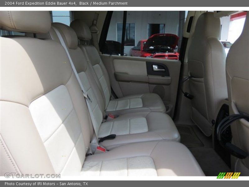 Black / Medium Parchment 2004 Ford Expedition Eddie Bauer 4x4