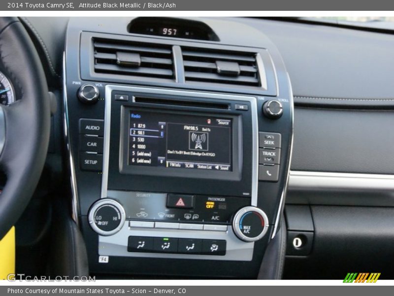 Attitude Black Metallic / Black/Ash 2014 Toyota Camry SE