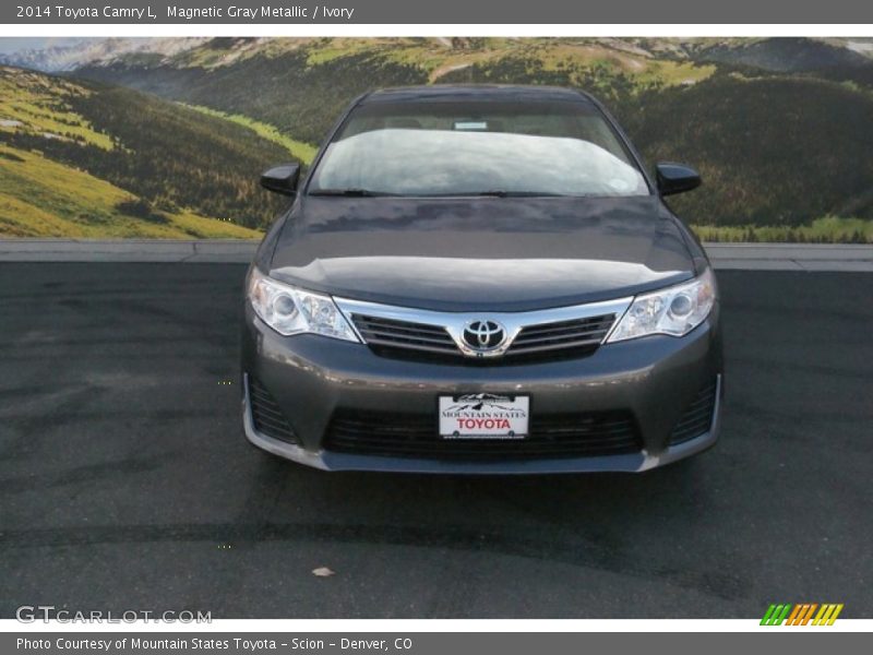 Magnetic Gray Metallic / Ivory 2014 Toyota Camry L