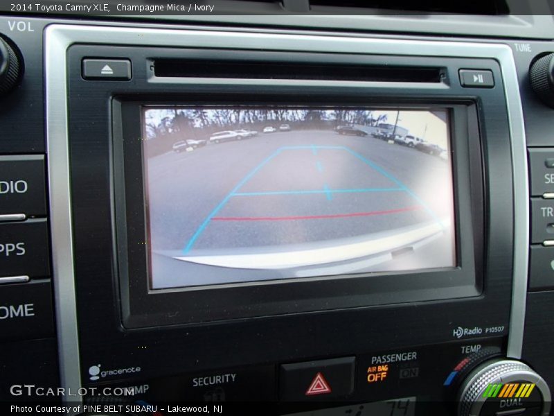 Champagne Mica / Ivory 2014 Toyota Camry XLE
